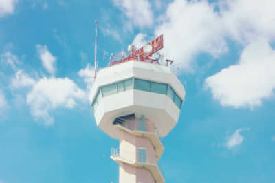 Inglês para ATC's www.english4pilots.com.br Cursos e aulas de Inglês para Pilotos, Controladores de Vôo, Tráfego Aéreo, Mecânicos, Comissários de Bordo, de Voo, Tripulação, aulas on-line ou em brasília com professores nativos English Solutions Brasília